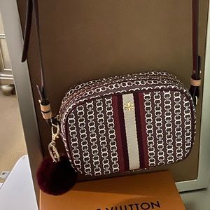 Tory Gemini cross body bag